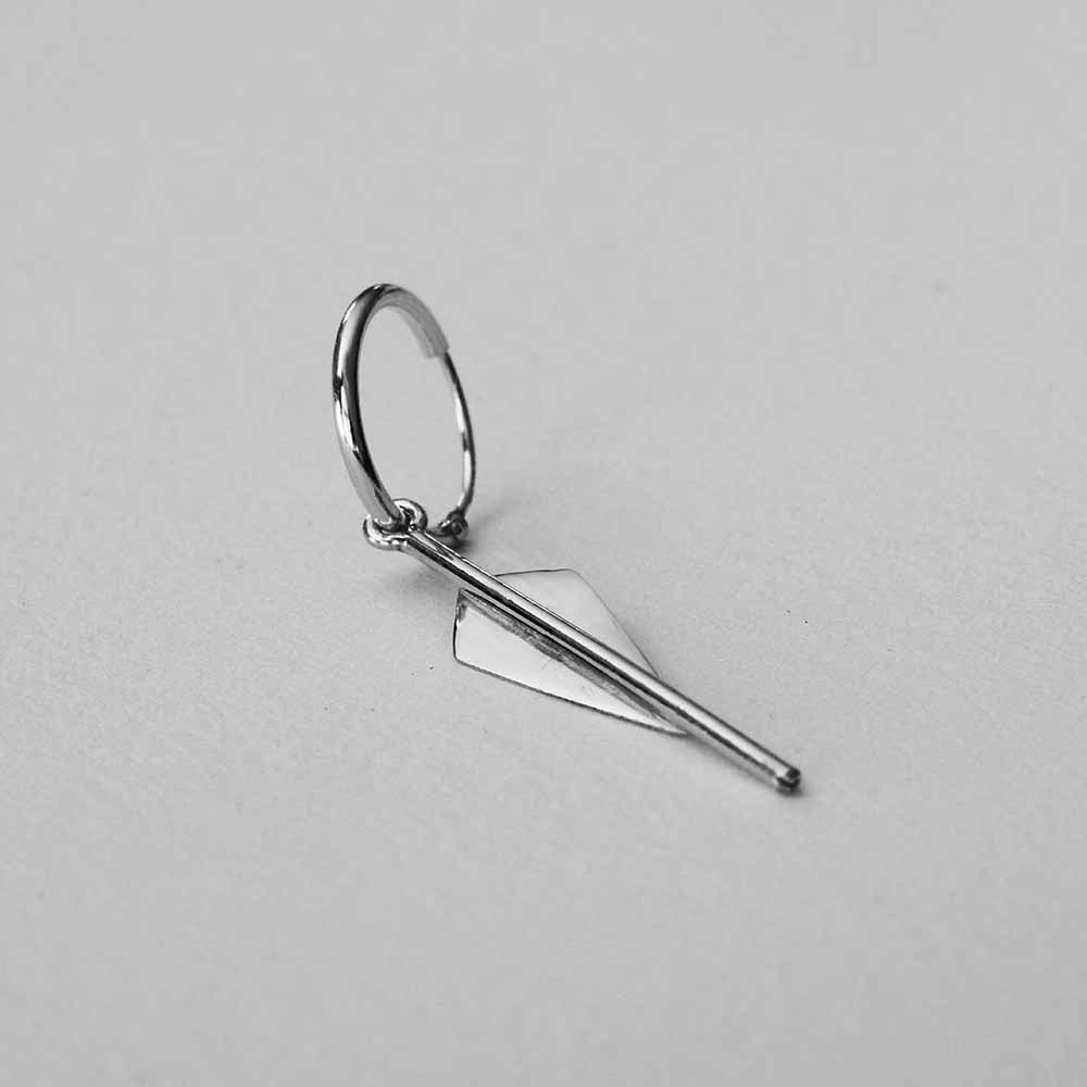 ARROW STRIKE earring