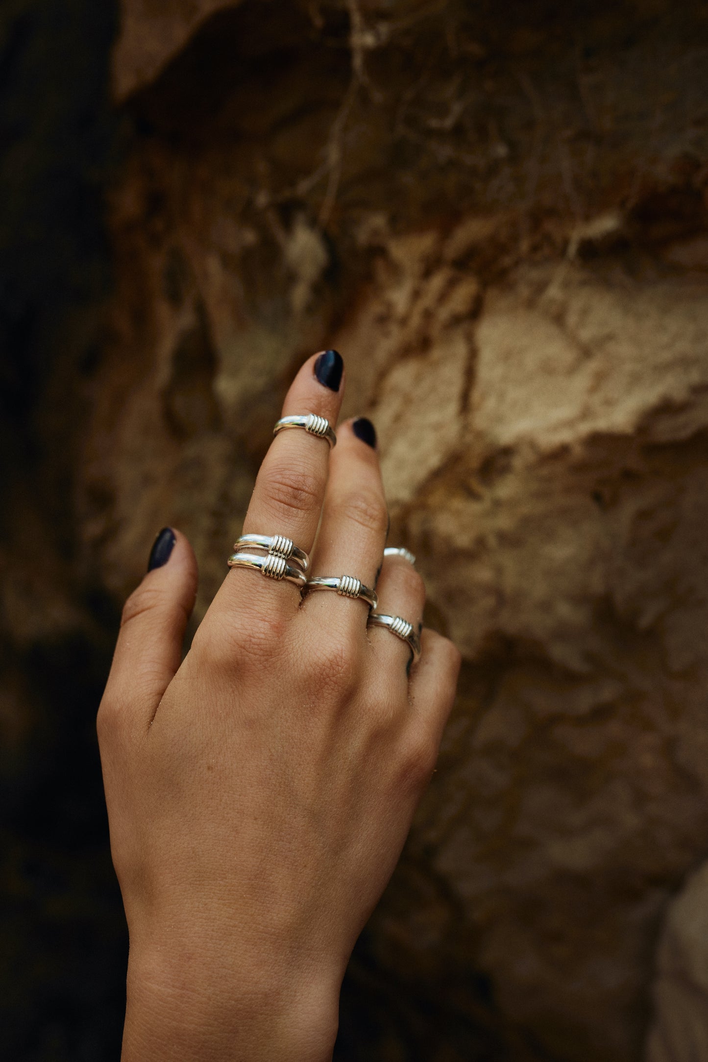 AKNA ring